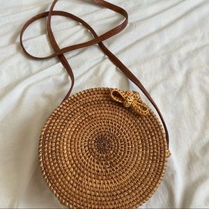 round rattan bag